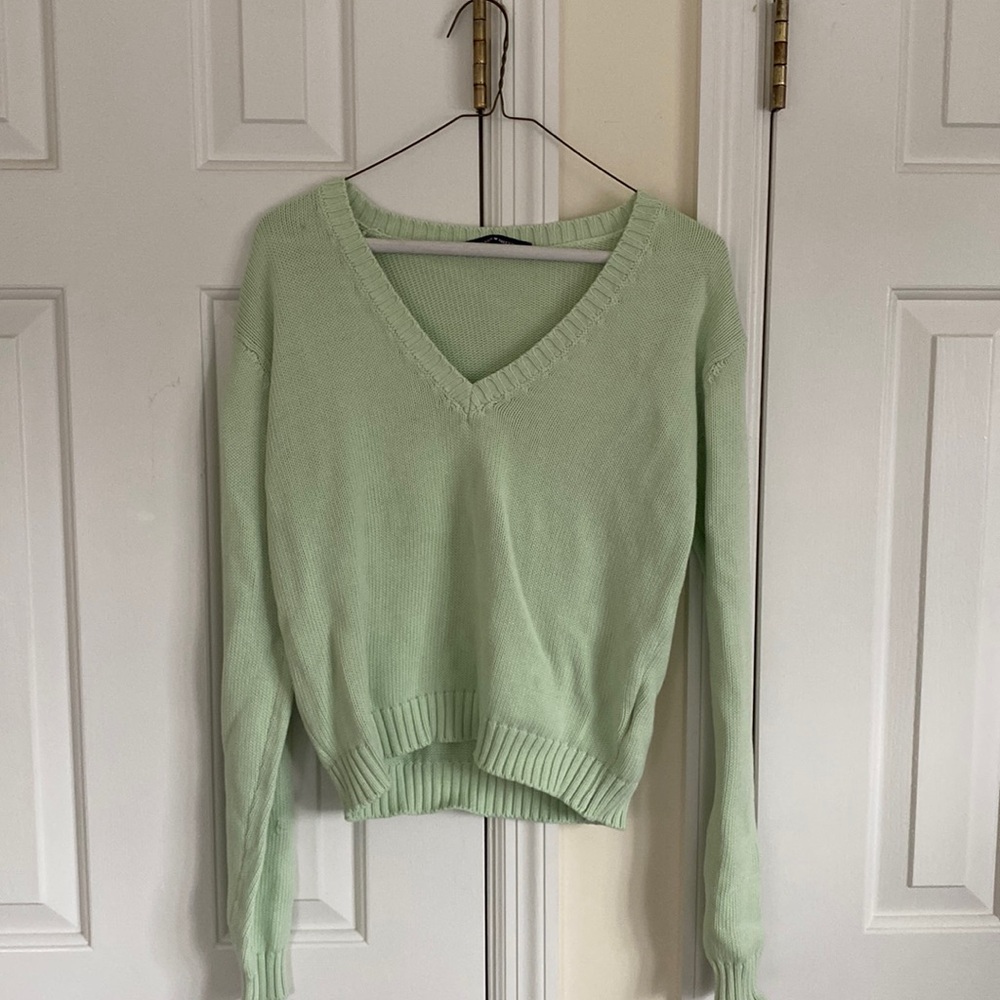 Brandy Melville green sweater - one size